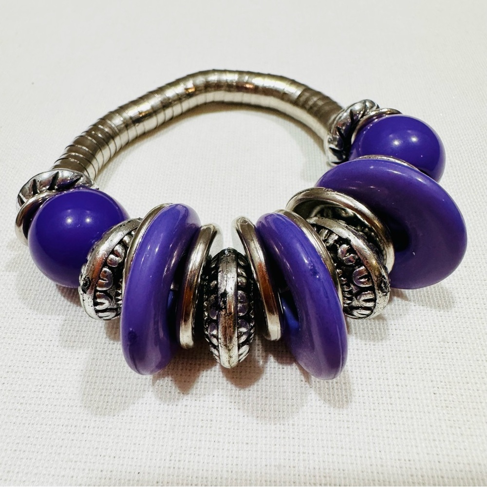 SILVER TONE PLUM PURPLE  BEADED BOHO CHIC STRETCH BRACELET NWOT GLAM